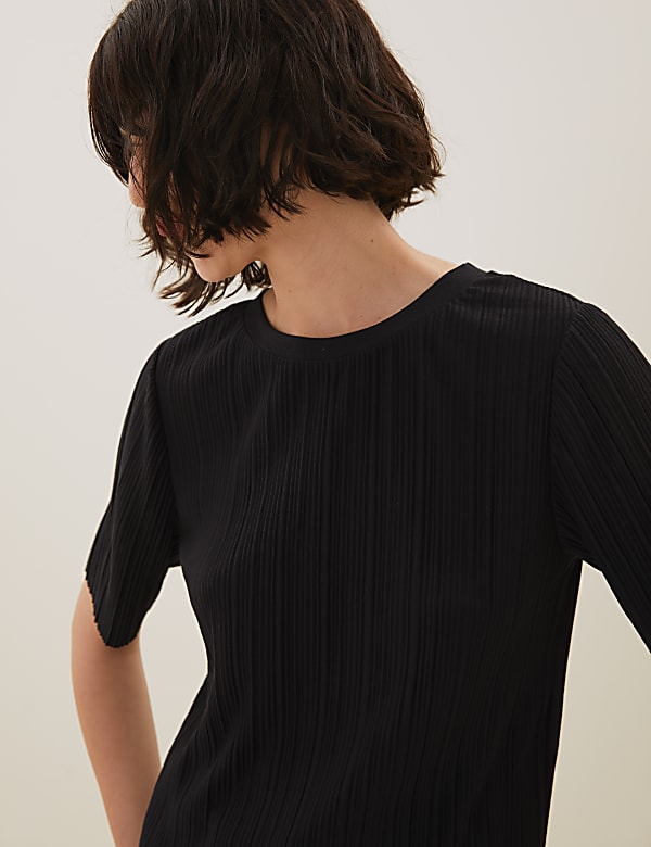 Jersey Plisse Relaxed Short Sleeve Top