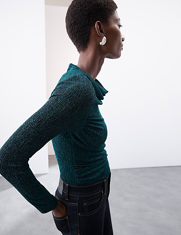 Glitzerndes Carmentop mit Wickeldetail - AT