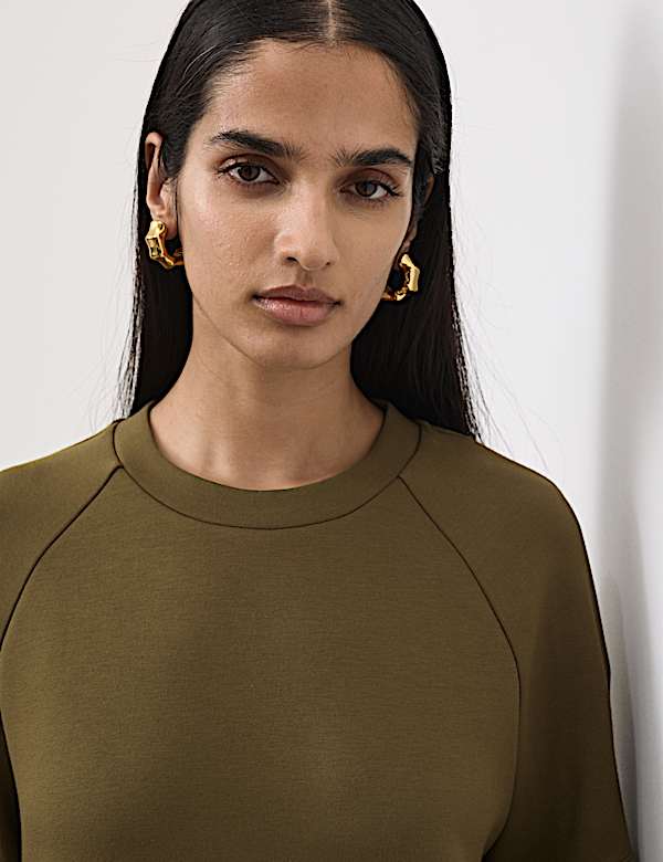 Scuba-T-Shirt mit normaler Passform - DE