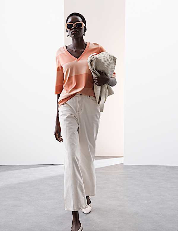 T-shirt &agrave; col en V et rayures en viscose - LU