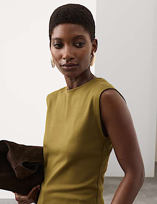 Cotton Rich Open Back Vest Top - UA