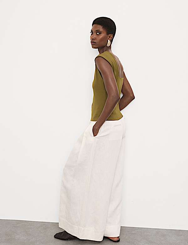 Cotton Rich Open Back Vest Top - UA