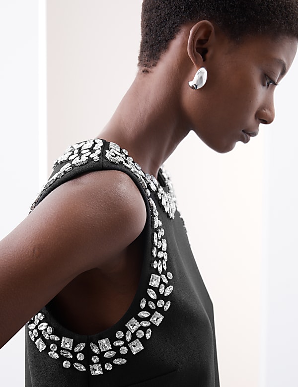 Blouse sans manche a col rond avec ornements BLACK Blouses M S BE