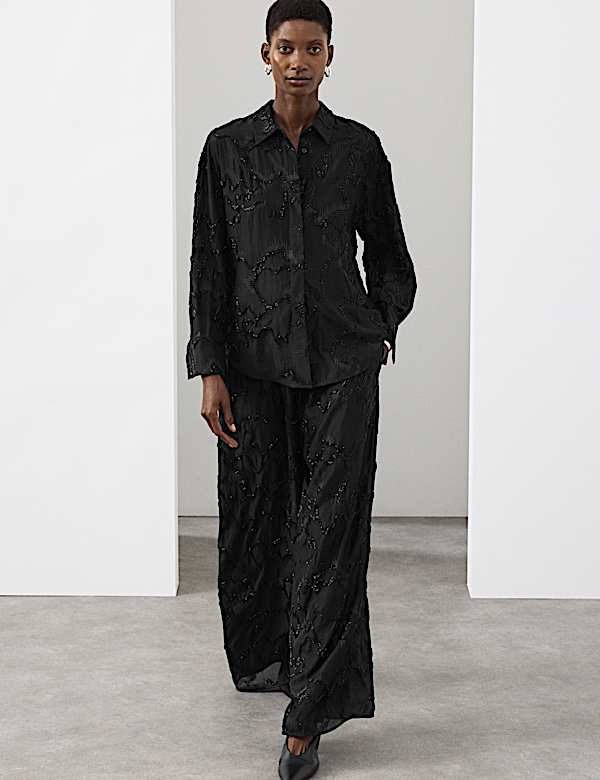 Kragenhemd mit hohem Lyocellanteil und Perlen - AT