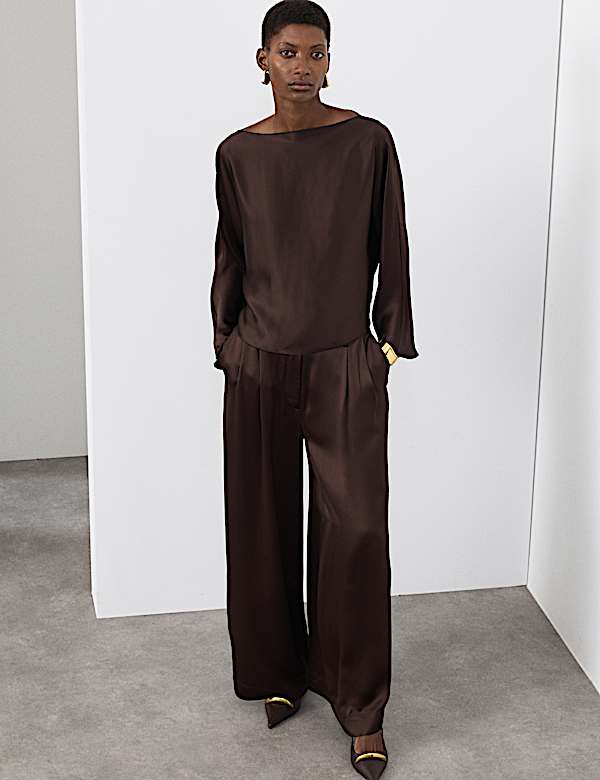 Σατέν, ντραπέ μπλούζα με λαιμόκοψη χαμόγελο - GR