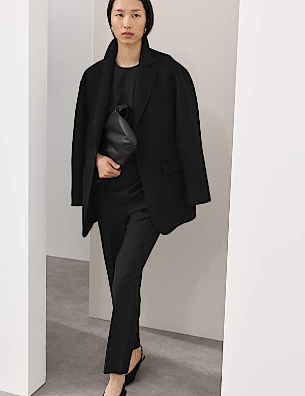 Aansluitende top met ronde hals van een wolmix - NL