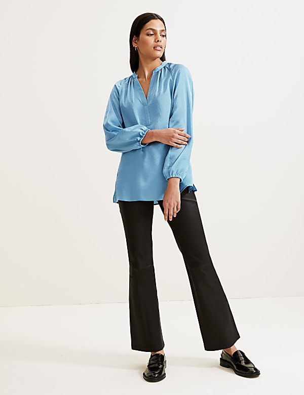 V-Neck Long Sleeve Popover Blouse