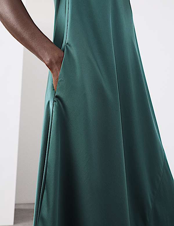 Lyocell Rich Round Neck Midaxi Swing Dress - JO