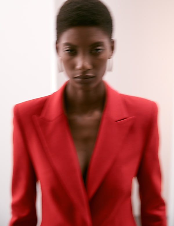 Tailored Single Breasted Blazer with Wool