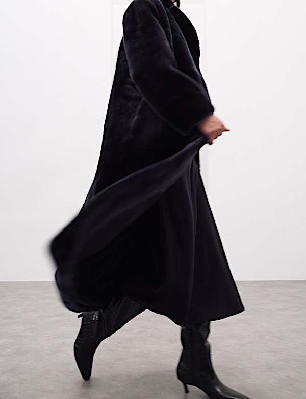 Manteau coupe longue à encolure en fausse fourrure - LU