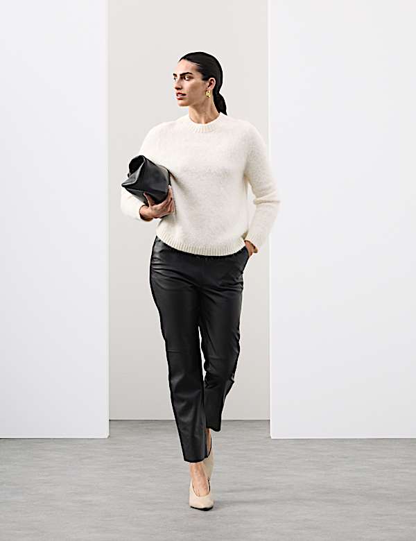 Alpaca Rich Crew Neck Jumper - JP