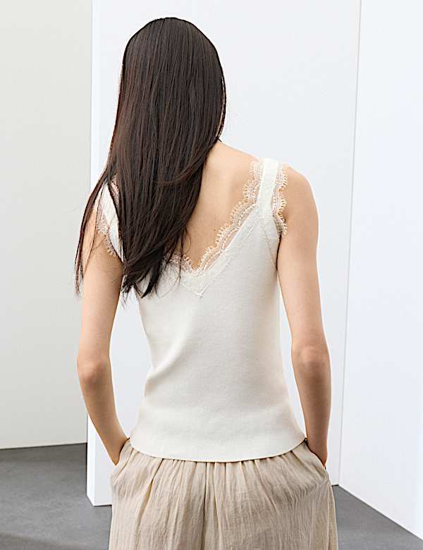 V-Neck Lace Detail Fitted Vest Top - UA