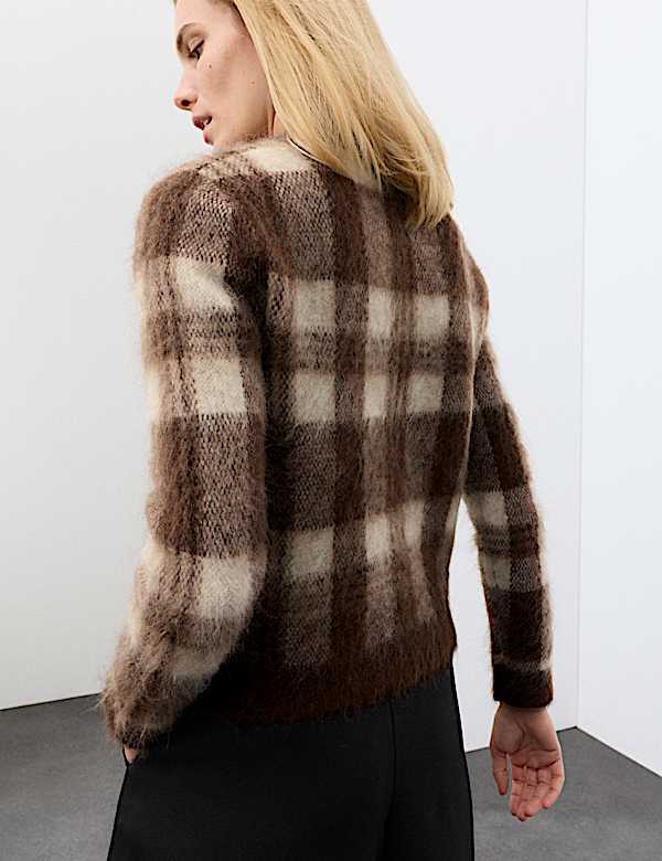 Karierter Pullover aus Mohairmischgewebe - DE