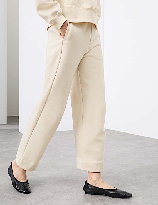 Knöchellange Jogginghose mit gebürstetem Barrel Leg - AT