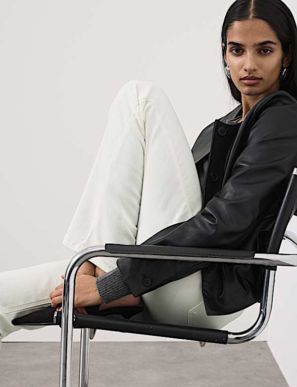 Dž&iacute;ny s vysok&yacute;m pasem ze směsi lyocellu - CZ