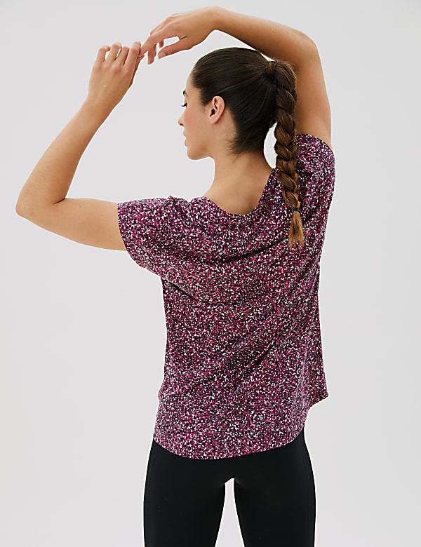 Lightweight Scoop Neck Relaxed T-Shirt