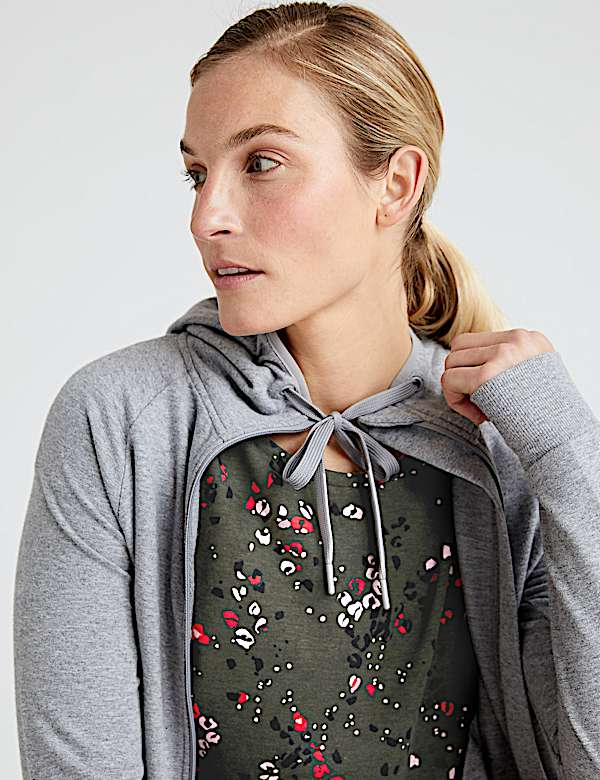 Lightweight Scoop Neck Relaxed T-Shirt