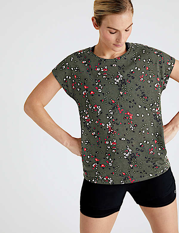 Lightweight Scoop Neck Relaxed T-Shirt