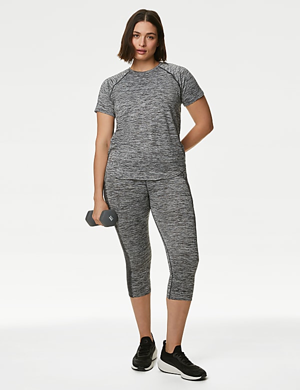 Scoop Neck Short Sleeve T-Shirt