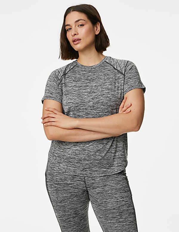Scoop Neck Short Sleeve T-Shirt