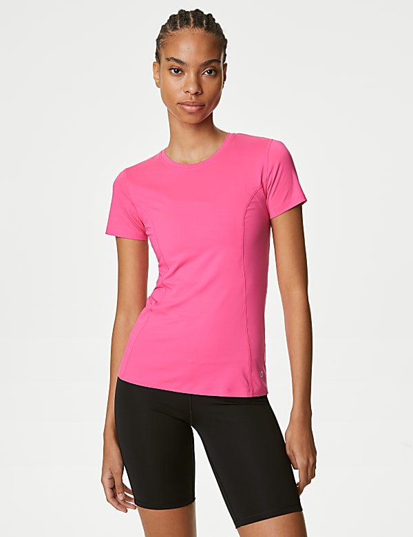 Scoop Neck Short Sleeve T-Shirt