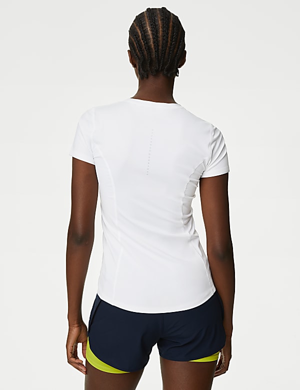 Scoop Neck Short Sleeve T-Shirt