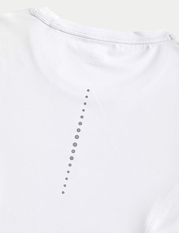 Scoop Neck Short Sleeve T-Shirt