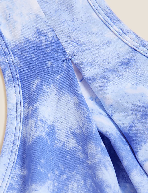 Scoop Neck Relaxed Sleeveless Yoga Top