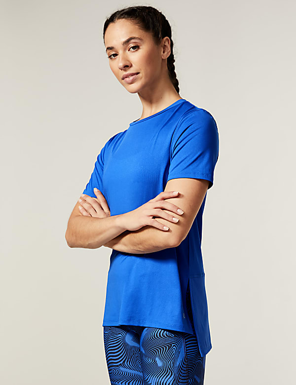 Scoop Neck Mesh Back T-Shirt