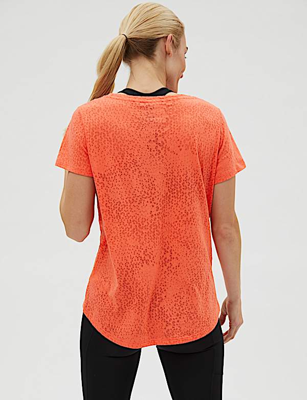 Lightweight Scoop Neck Relaxed T-Shirt