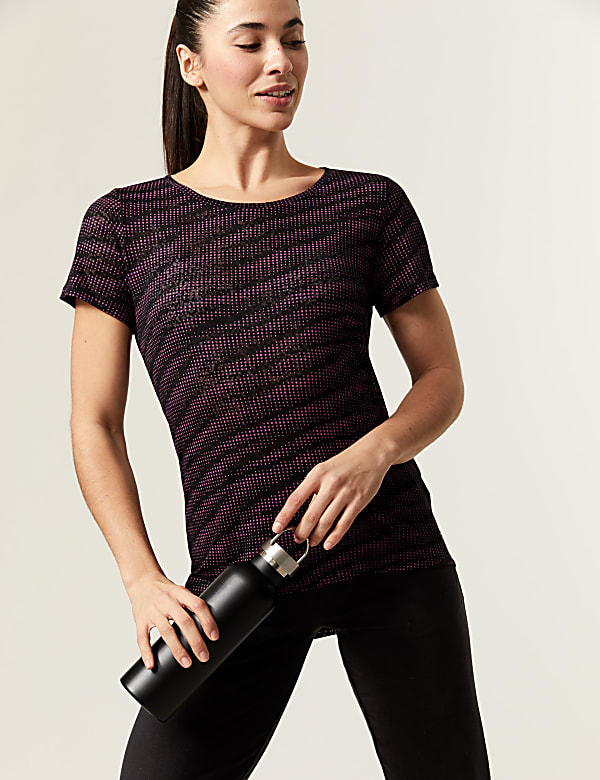 Lightweight Printed Scoop Neck T-Shirt