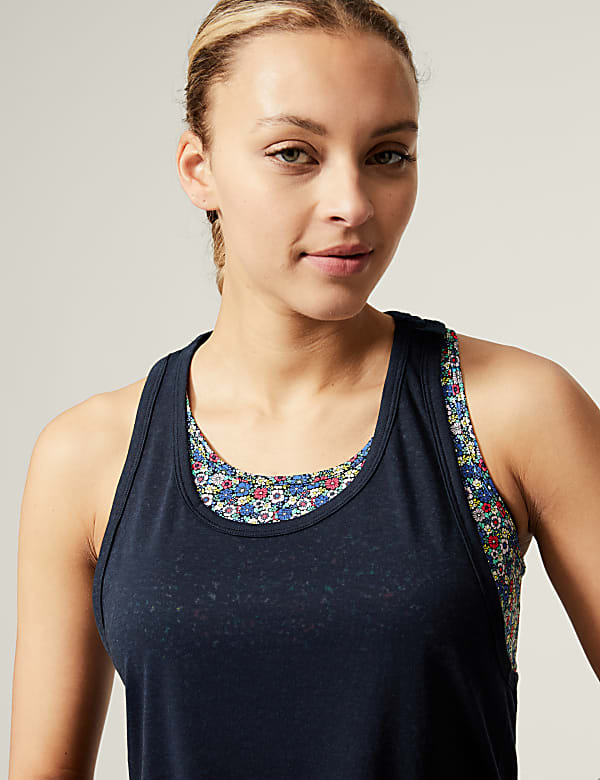 Printed 2-in-1 Vest Top