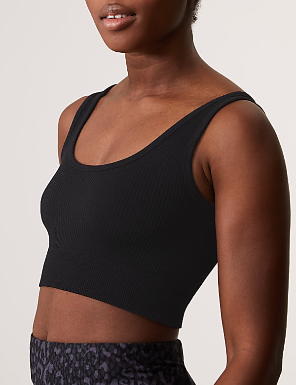 Scoop Neck Seamless Fitted Crop Top