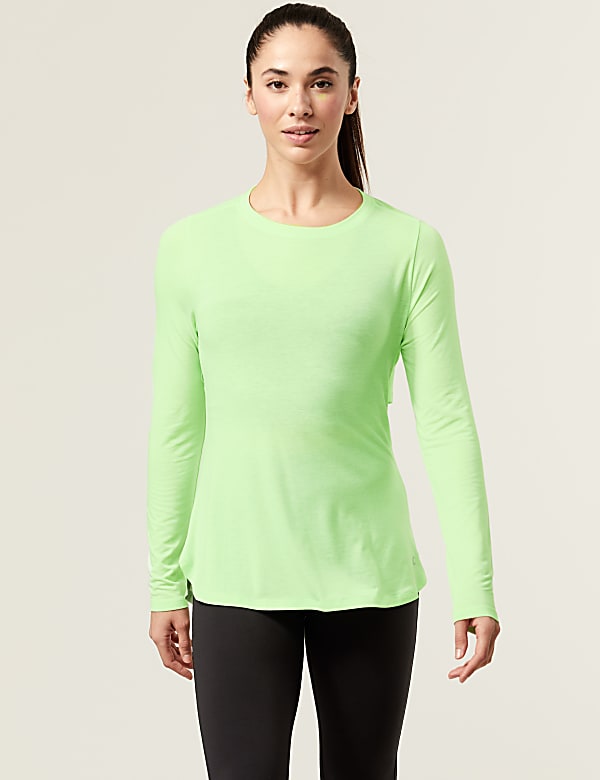 Scoop Neck Open Back Relaxed Yoga Top