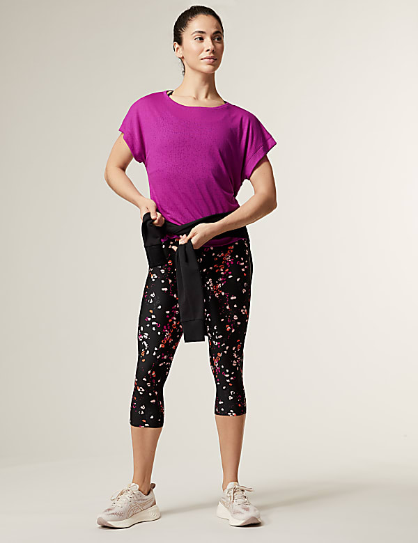Lightweight Scoop Neck Relaxed T-Shirt