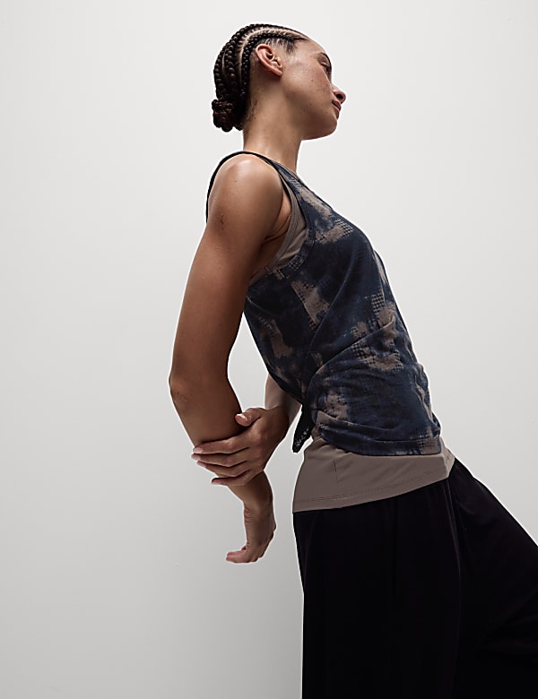 Débardeur de yoga coupe décontractée, effet superposé, avec imprimé - FR