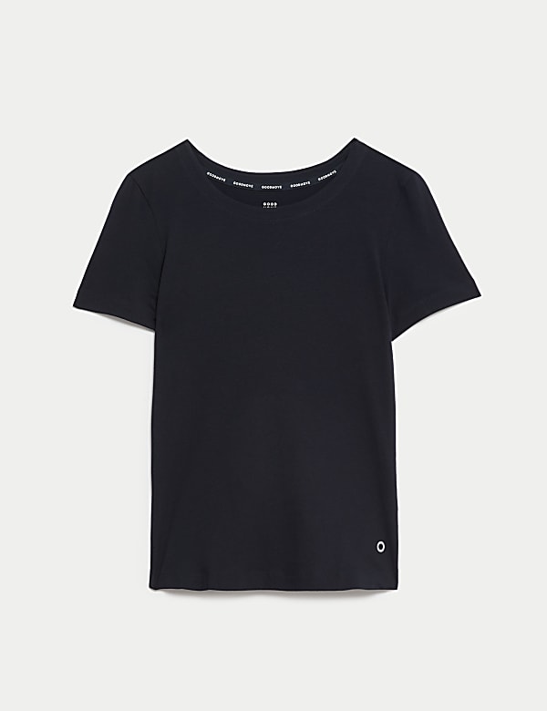 חולצת טי מבד עשיר בכותנה עם צווארון עגול ורחב - IL