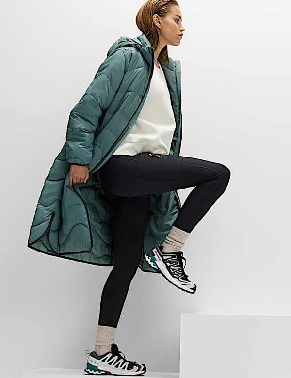 Manteau molletonn&eacute; et ouatin&eacute; &agrave; capuche, dot&eacute; de la technologie Stormwear&trade; - FR