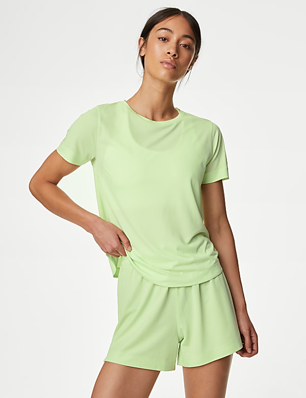 Textured Scoop Neck Fitted T-Shirt - VN