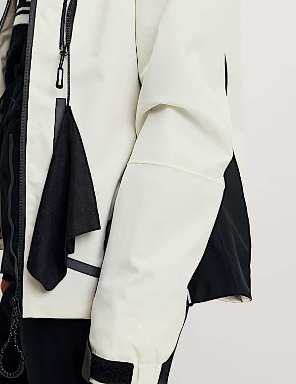 Stormwear&trade; Plus Insulated Fit and Flare Jacket - ES