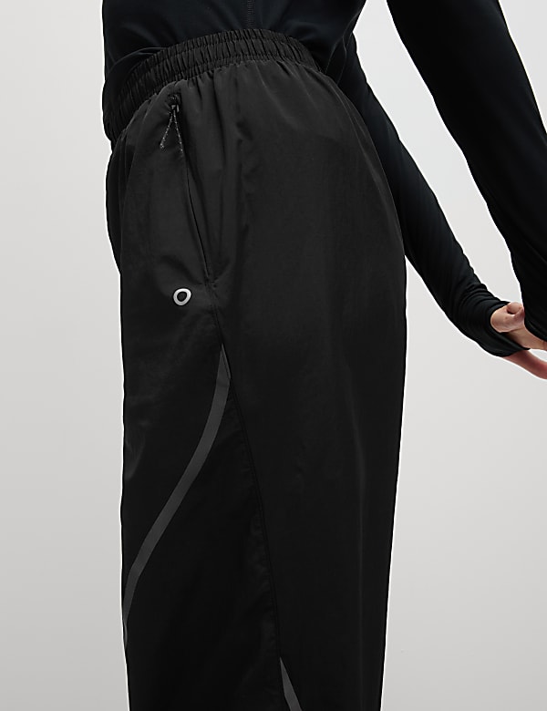 High Waisted Stormwear&trade; Relaxed Fit Joggers - CN