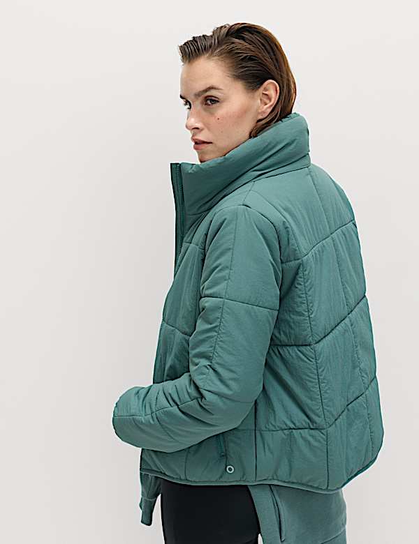 ז'קט פוך בדוגמת קווילט בשילוב Stormwear&trade;&lrm; - IL