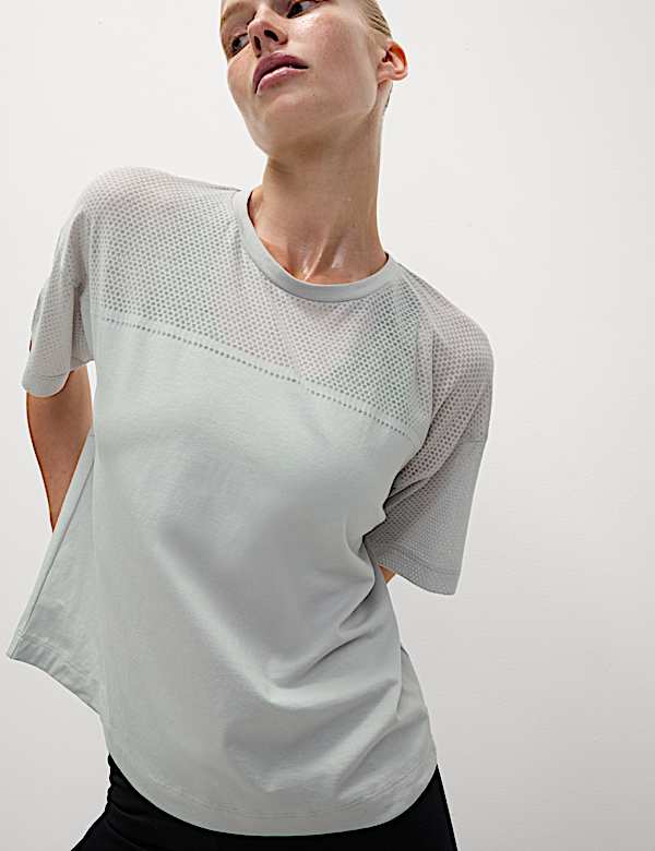 חולצת טי קלת משקל ליוגה מתערובת כותנה - IL