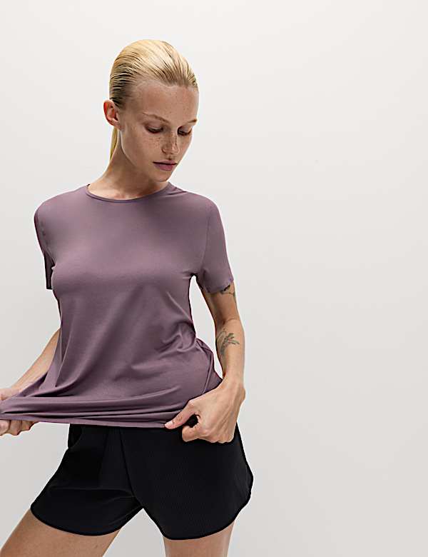 חולצת טי יוגה ™Go Balance Flexifit‎ עם צווארון עגול - IL