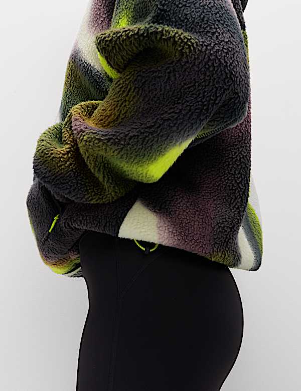 Polaire coupe longue imitation peau de mouton avec fermeture zippée et imprimé - CH