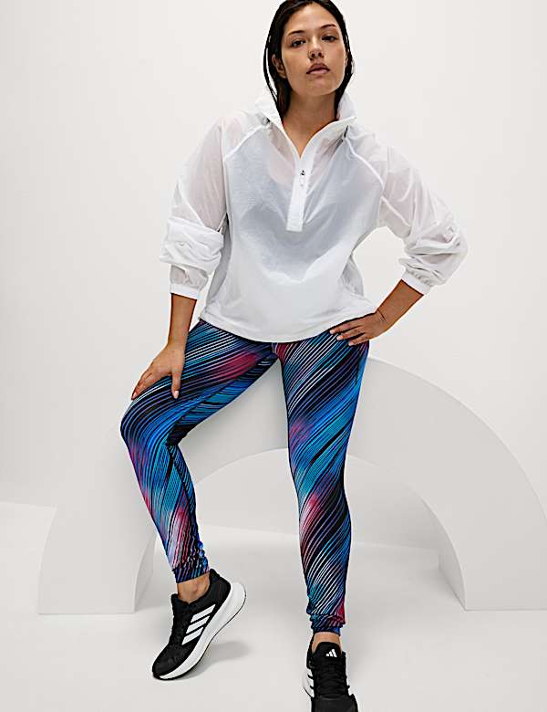 Αθλητικό τζάκετ με κουκούλα και μισό φερμουάρ - GR