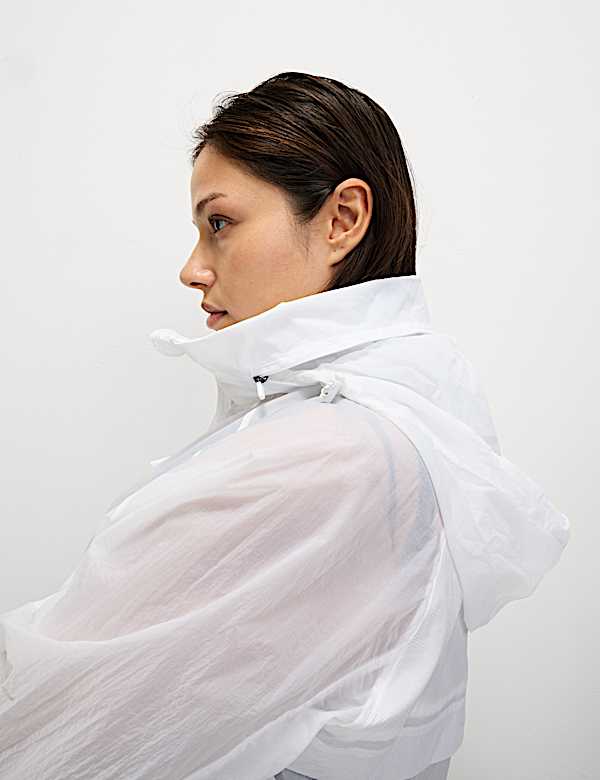 Αθλητικό τζάκετ με κουκούλα και μισό φερμουάρ - GR