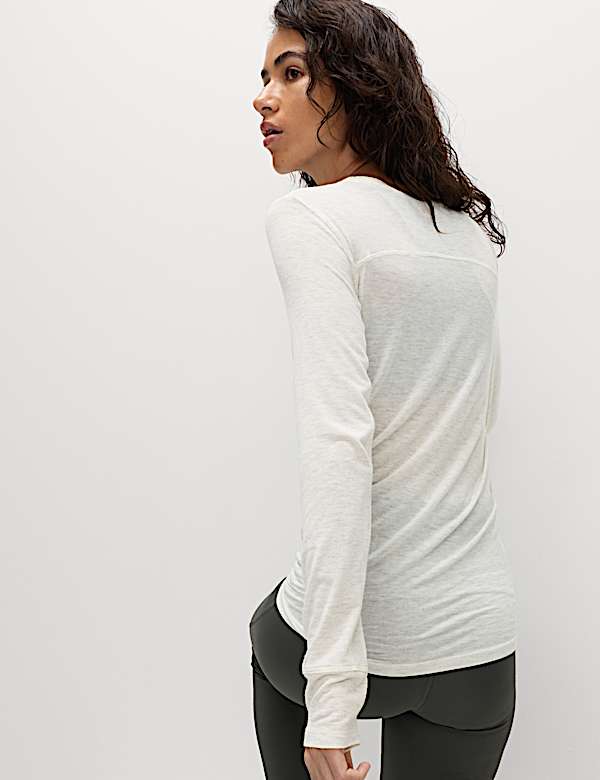 Lightweight Base Layer Top with Merino Wool - CN