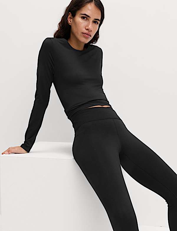 Go Balance Scoop Neck Open Back Fitted Top - AU