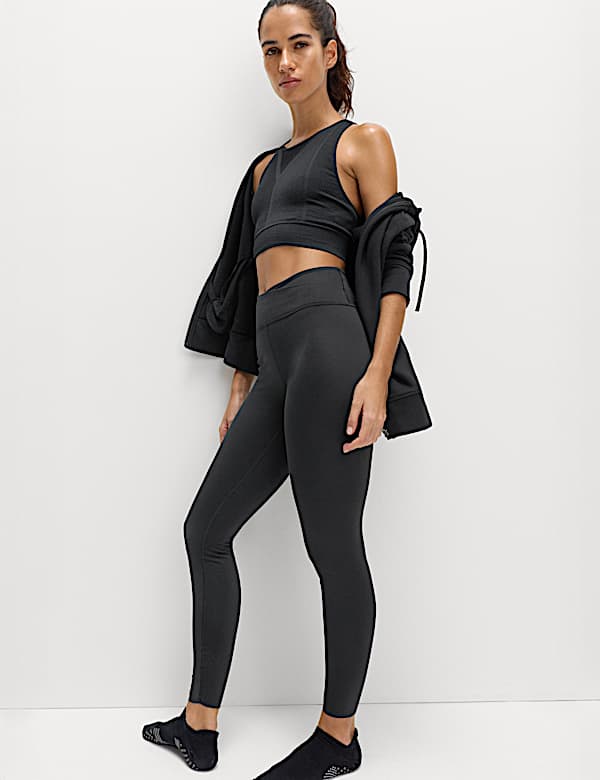 Rib Scoop Neck Seamless Crop Top - CA